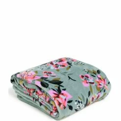 Best Sale ❤️ Vera Bradley Rosy Plush Throw Blanket Rosy Outlook 🛒